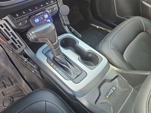 Used 2020 Chevrolet Colorado ZR2 w/ ZR2 Midnight Special Edition image 29