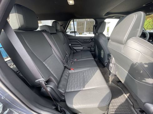 Used 2026 Toyota 4Runner TRD Off-Road Premium AWD/4WD image 28