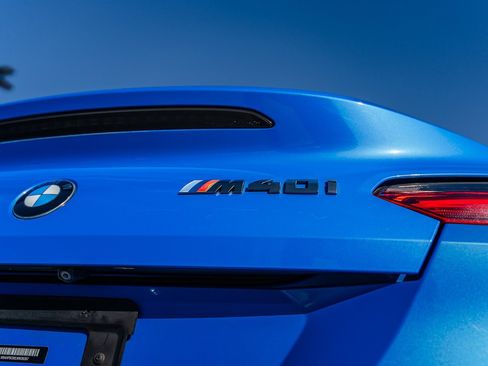 Used 2020 BMW Z4 M40i image 23