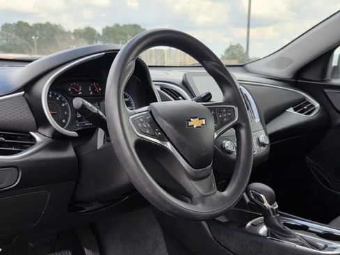 Used 2023 Chevrolet Malibu LT image 23