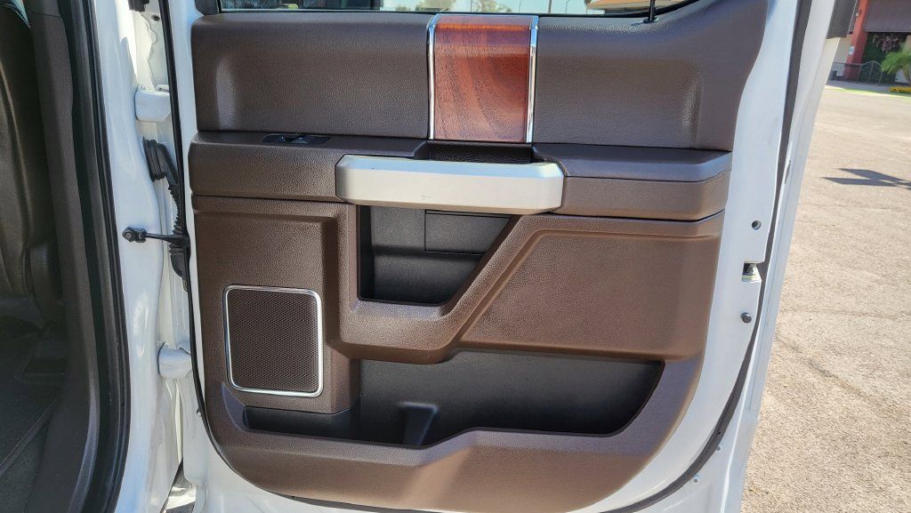 Used 2017 Ford F350 King Ranch w/ King Ranch Ultimate Package AWD/4WD image 20