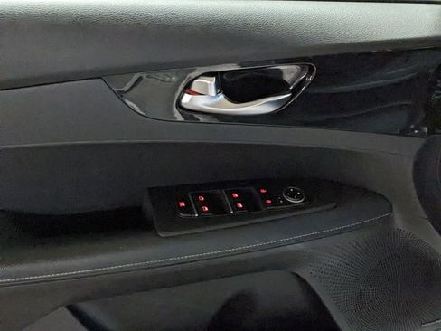 Used 2021 Kia Forte EX image 10