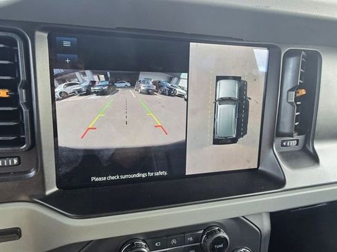 Used 2023 Ford Bronco Badlands AWD/4WD image 16
