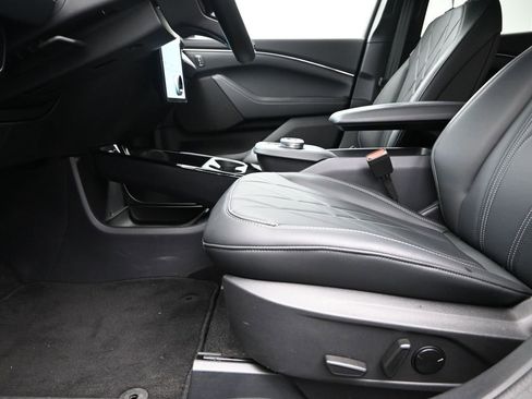 Used 2024 Ford Mustang Mach-E Select image 15