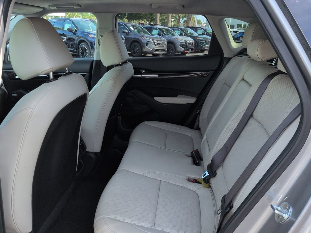 Used 2023 Kia Seltos SX w/ SX Sunroof Package AWD/4WD image 14