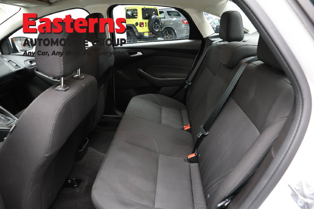 Used 2018 Ford Focus SE w/ Cold Weather Package FWD image 78