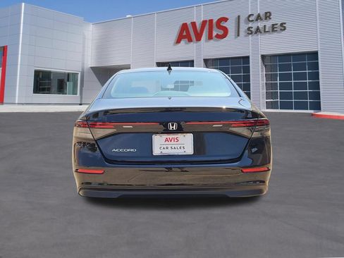 Used 2025 Honda Accord LX image 7