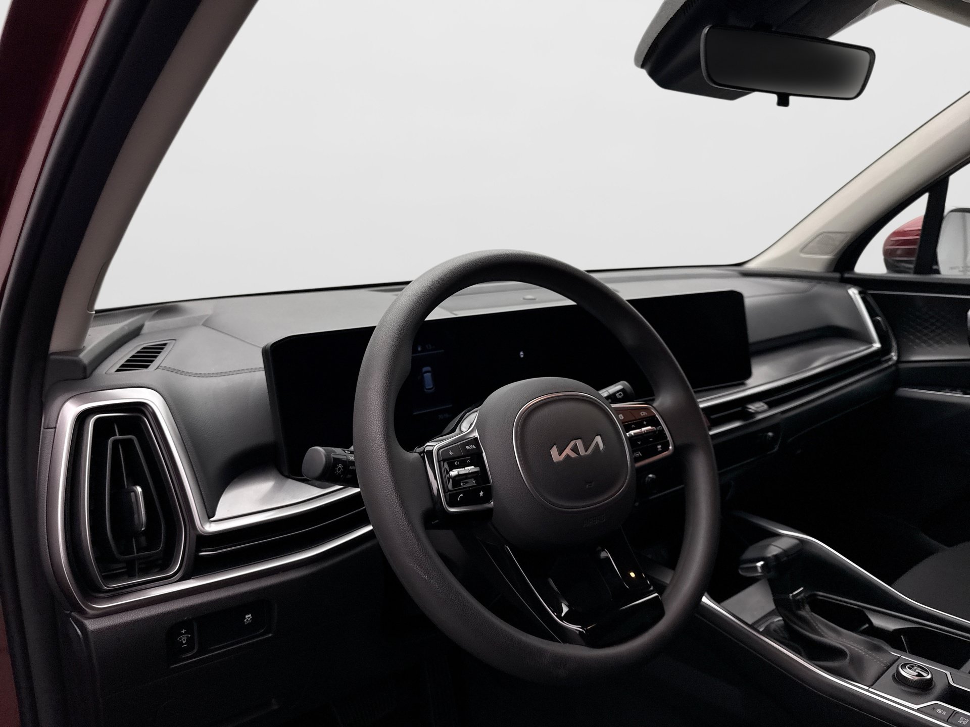 Used 2025 Kia Sorento LX FWD image 10