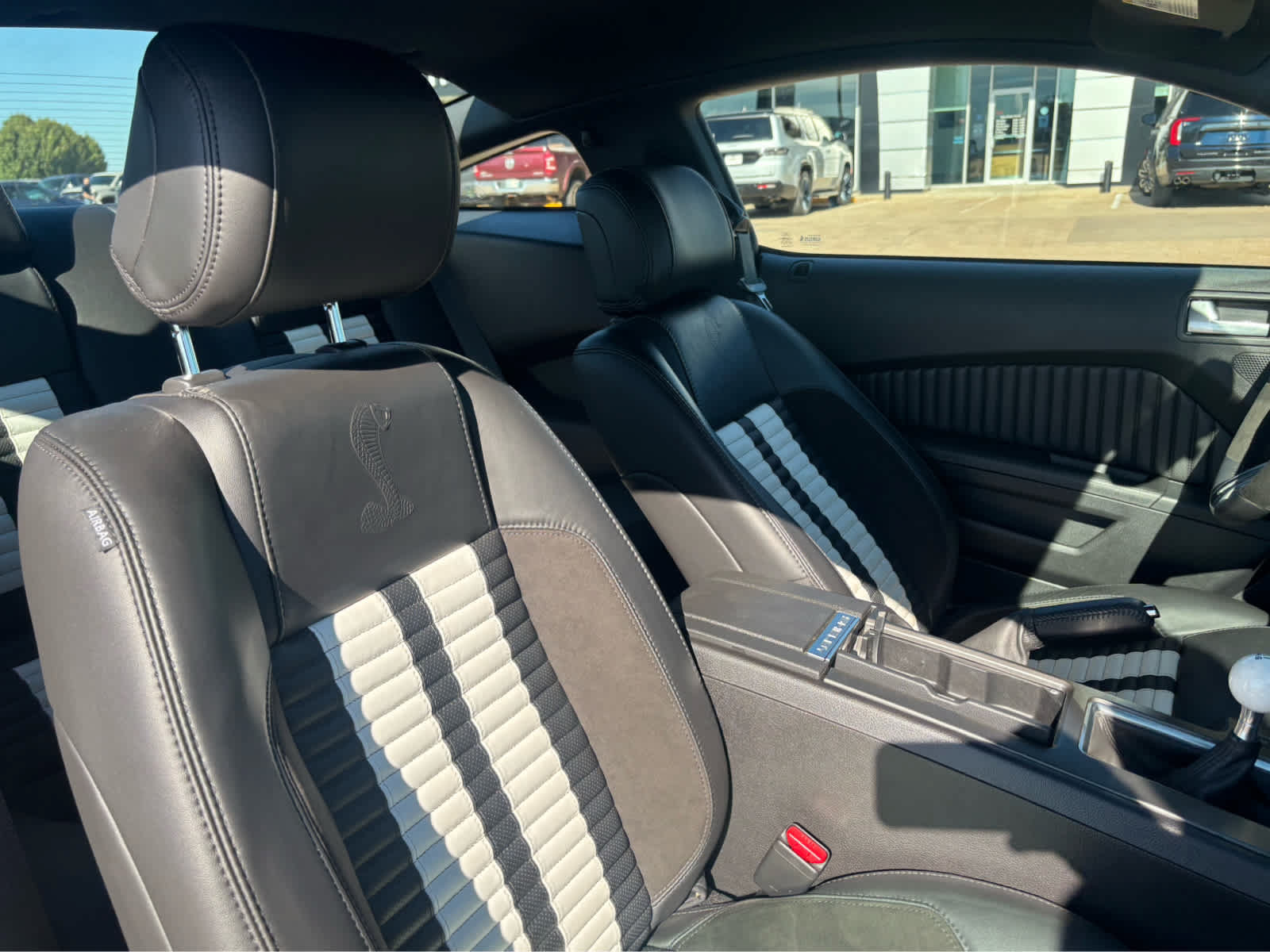 Used 2013 Ford Mustang Shelby GT500 RWD image 12
