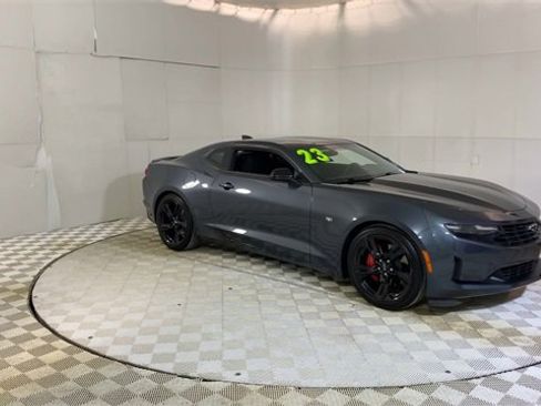 Used 2023 Chevrolet Camaro LT w/ Technology Package image 2