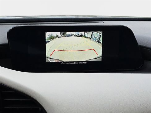 Used 2023 MAZDA MAZDA3 s image 28