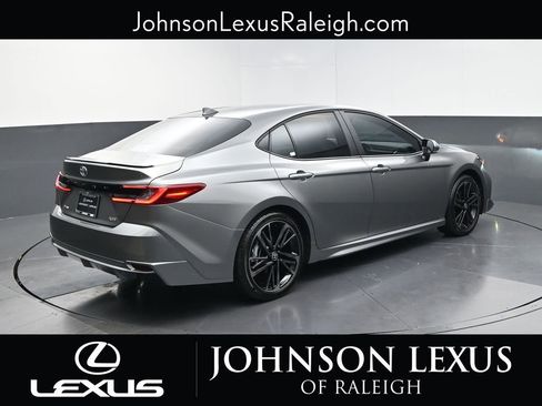 Used 2026 Toyota Camry XSE FWD image 9