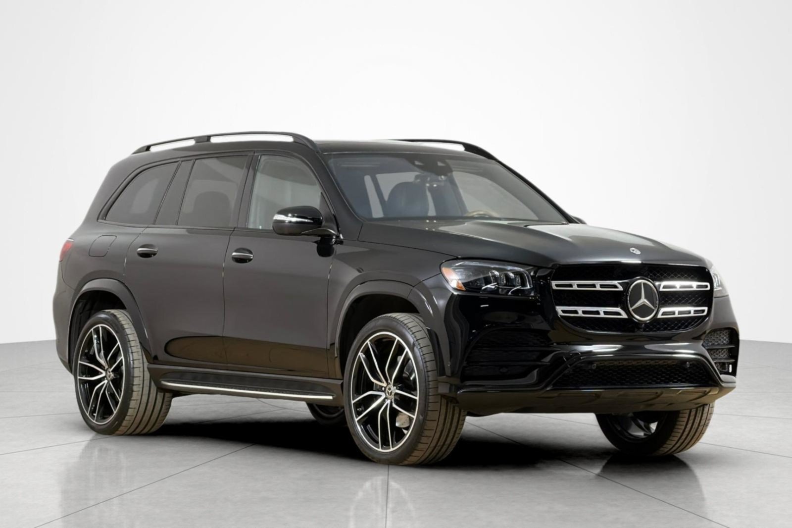 Used 2022 Mercedes-Benz GLS 450 4MATIC image 7