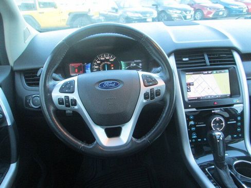 Used 2013 Ford Edge Limited image 15