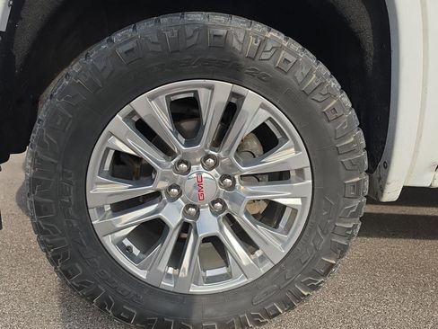 Used 2014 GMC Sierra 1500 SLT w/ SLT Crew Cab Value Package AWD/4WD image 14