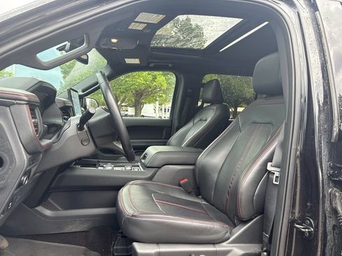 Used 2023 Ford Expedition Limited AWD/4WD image 10