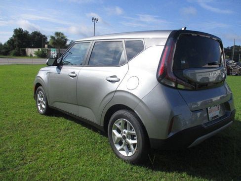 New 2025 Kia Soul LX w/ LX Technology Package image 5