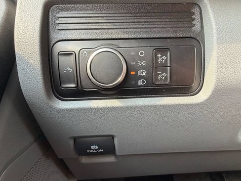Used 2023 Ford F350 XL RWD image 26