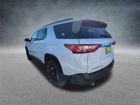 Used 2020 Chevrolet Traverse LT w/ Driver Confidence II Package image 7