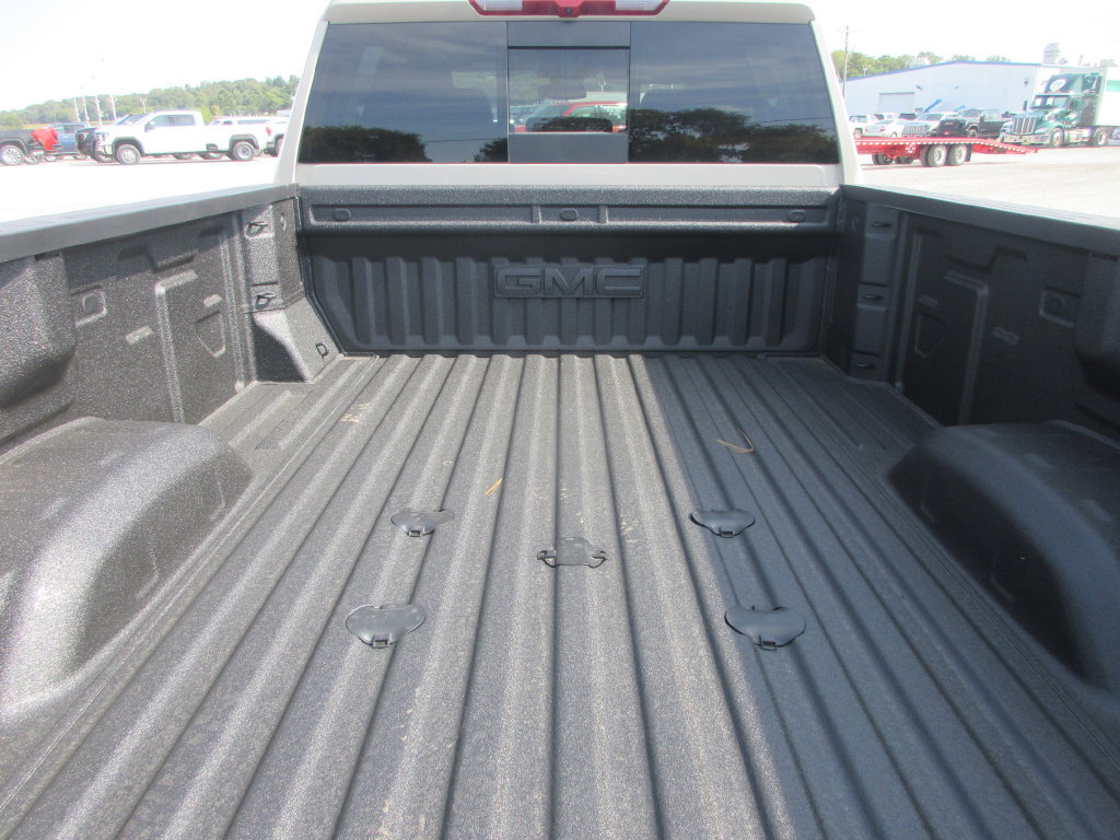 New 2026 GMC Sierra 3500 SLE w/ SLE Value Package AWD/4WD image 7