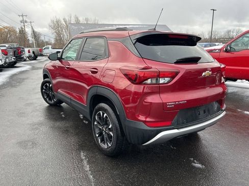 Used 2021 Chevrolet TrailBlazer LT w/ Convenience Package image 5