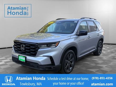Certified 2025 Honda Pilot Sport image 1