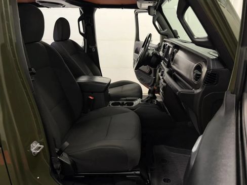 Used 2020 Jeep Wrangler Unlimited Sport S AWD/4WD image 47