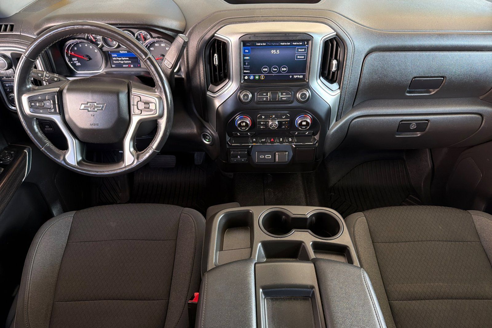 Used 2021 Chevrolet Silverado 1500 RST AWD/4WD image 14