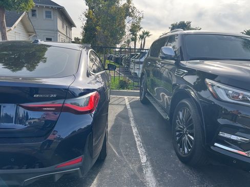 Used 2023 BMW i4 eDrive35 image 5