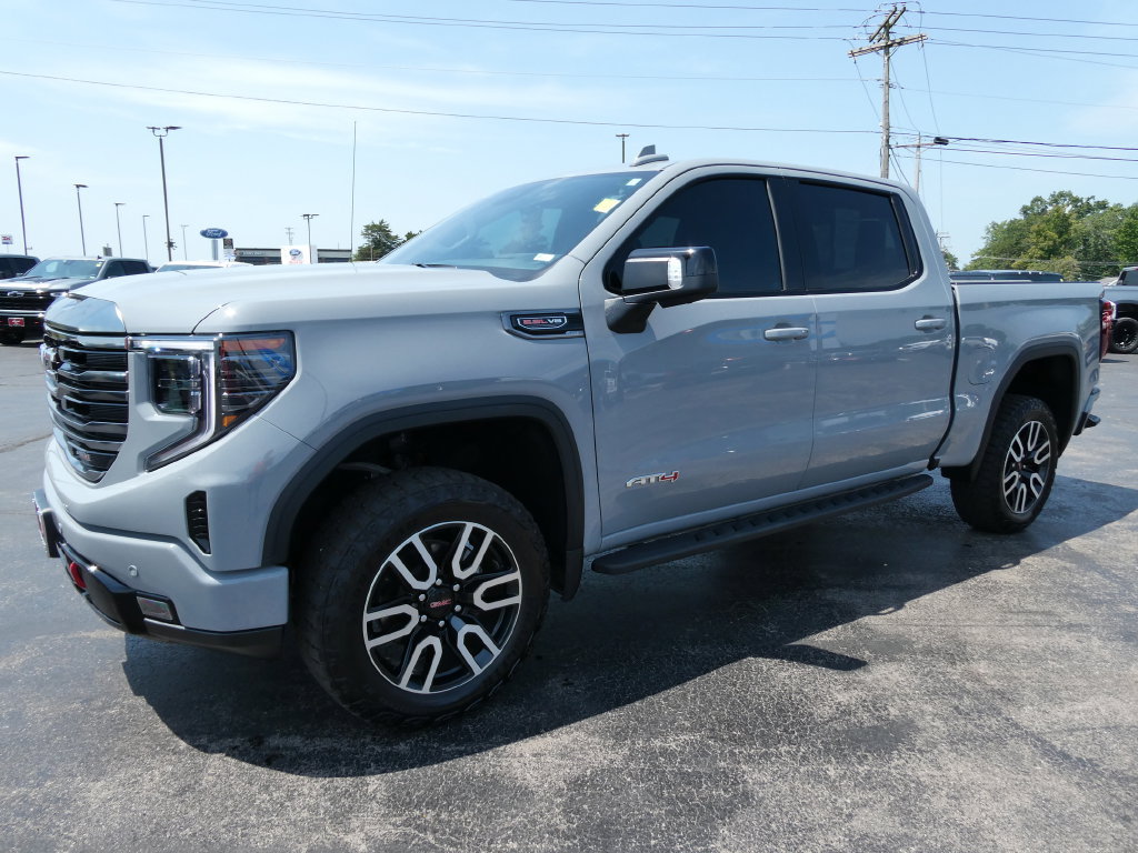 Certified 2024 GMC Sierra 1500 AT4 w/ Technology Package AWD/4WD image 9