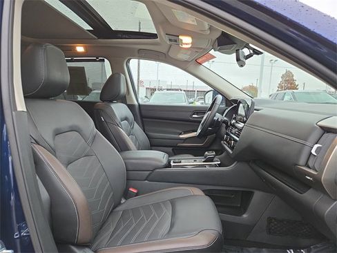 Certified 2024 Nissan Pathfinder Platinum w/ Cargo Package image 15