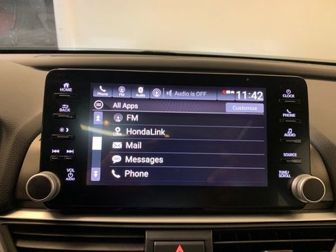 Used 2018 Honda Accord EX-L image 32