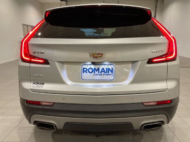 Used 2019 Cadillac XT4 Premium Luxury w/ Enhanced Visibility Package AWD/4WD image 4