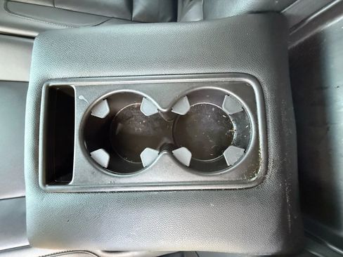 Used 2015 GMC Yukon SLT w/ HD Trailering Package image 25