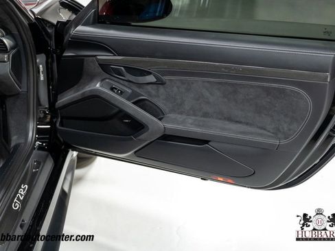 Used 2019 Porsche 911 GT2 RS image 27