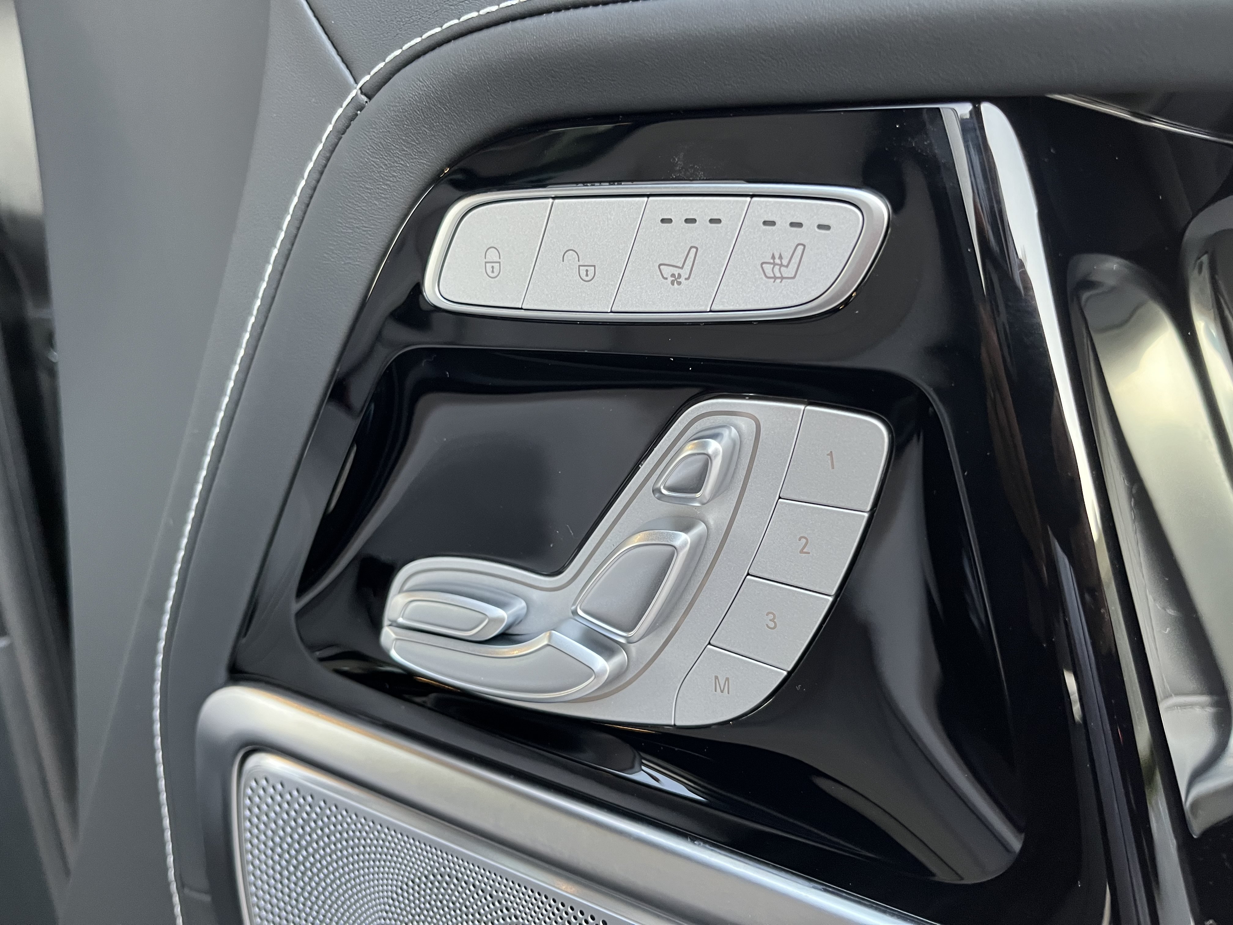 New 2027 Mercedes-Benz G 580 e image 21