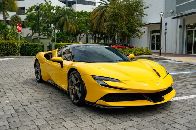 Used 2021 Ferrari SF90 Stradale AWD/4WD image 38