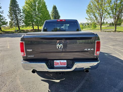 Used 2017 RAM 1500 Laramie w/ Convenience Group AWD/4WD image 5