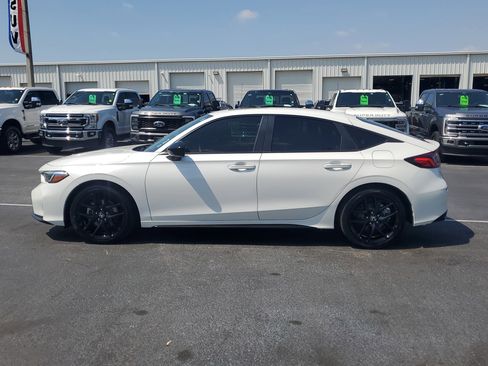 Used 2025 Honda Civic Sport image 6