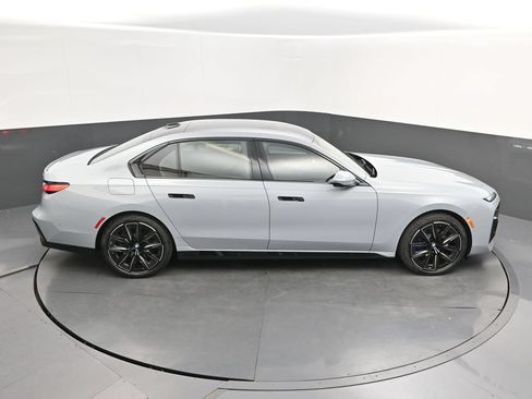New 2026 BMW 740i w/ Executive Package RWD image 39