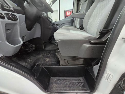 Used 2018 Ford Transit 150 130 Low Roof RWD image 7