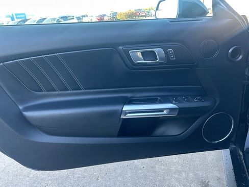 Used 2020 Ford Mustang GT Premium image 12