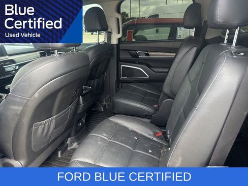 Used 2021 Kia Telluride EX w/ EX Premium Package AWD/4WD image 6
