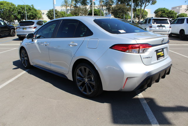 Certified 2026 Toyota Corolla SE FWD image 8