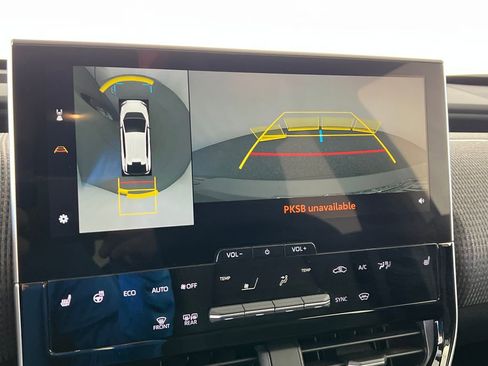 Used 2024 Subaru Solterra Limited image 21