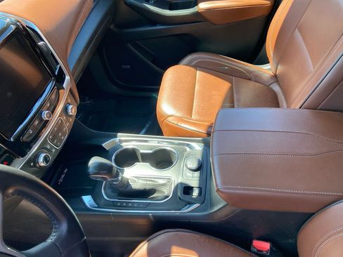 Used 2021 Chevrolet Traverse High Country w/ LPO, Floor Liner Package AWD/4WD image 20