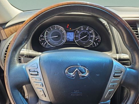 Used 2017 INFINITI QX80 2WD w/ Driver Assistance Package image 24