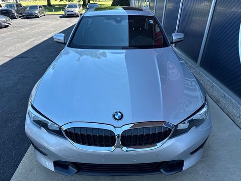 Used 2019 BMW 330i xDrive Sedan w/ Driving Assistance Package AWD/4WD image 9