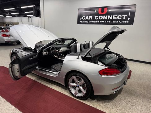 Used 2011 BMW Z4 sDrive30i RWD image 41