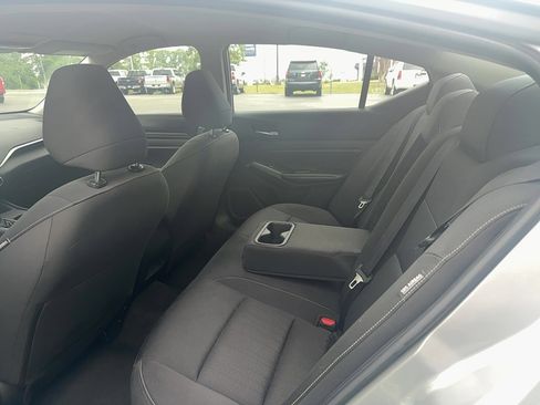 Used 2022 Nissan Altima 2.5 S image 10